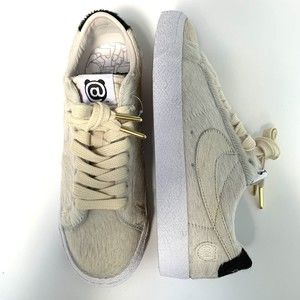 Nike SB Blazer Low Medicom Toy Bearbrick CZ4620-200 Men’s Size 5.5